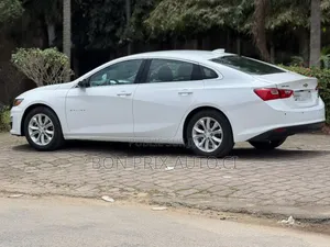 Chevrolet Malibu 1LT 2024 Blanc