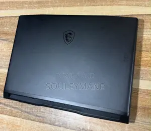 Ordinateur portable MSI Creator A16 AI+ 16GB Intel Core i7 SSD 512GB