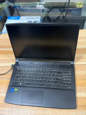 Ordinateur portable MSI Creator A16 AI+ 16GB Intel Core i7 SSD 512GB
