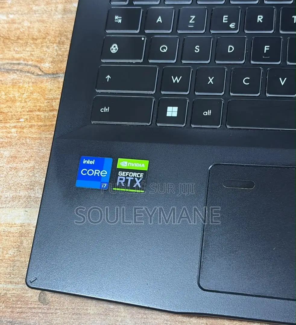 Ordinateur portable MSI Creator A16 AI+ 16GB Intel Core i7 SSD 512GB