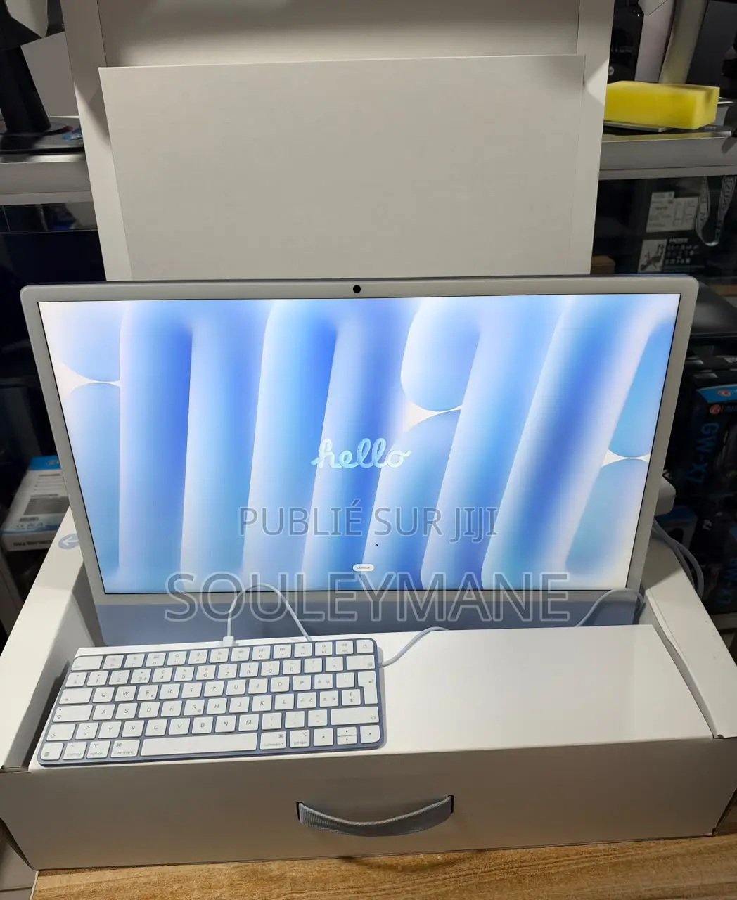 Nouveau Apple MacBook Pro 2024 M4 16GB Apple M4 SSD 256GB