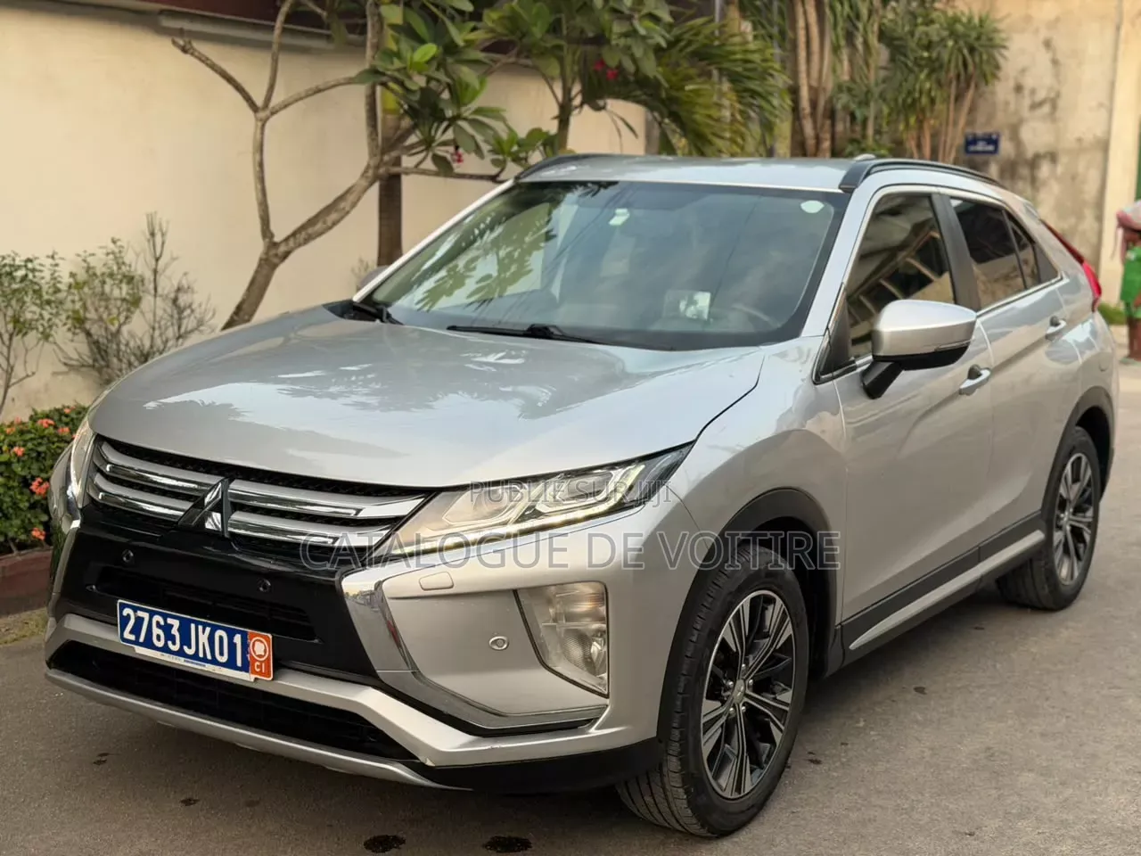 Mitsubishi Eclipse Cross 2019 Gris