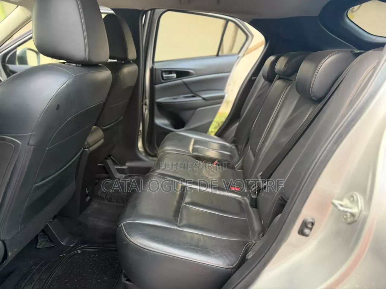 Mitsubishi Eclipse Cross 2019 Gris