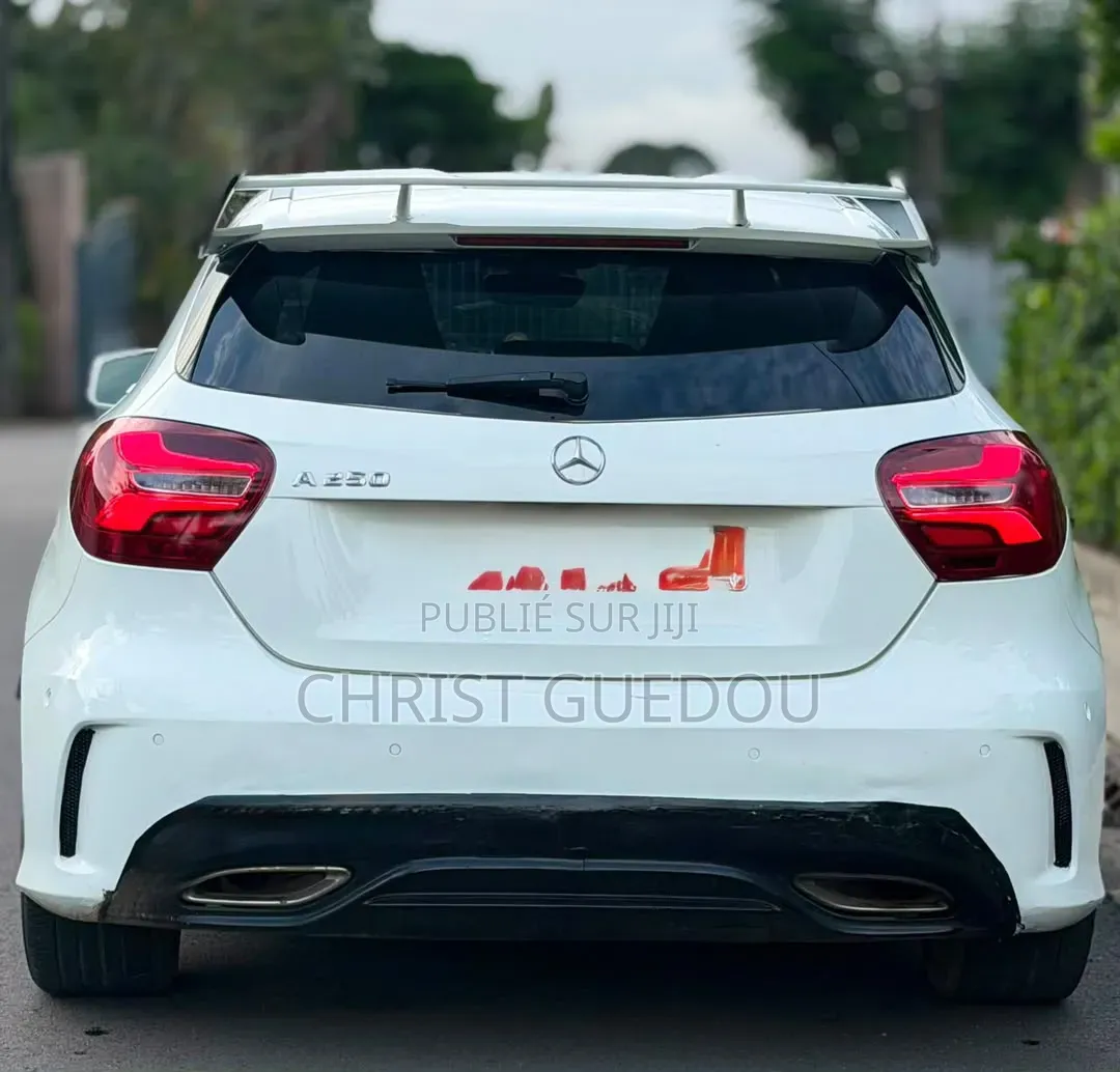 Mercedes-Benz A-Class 2016 Bleu