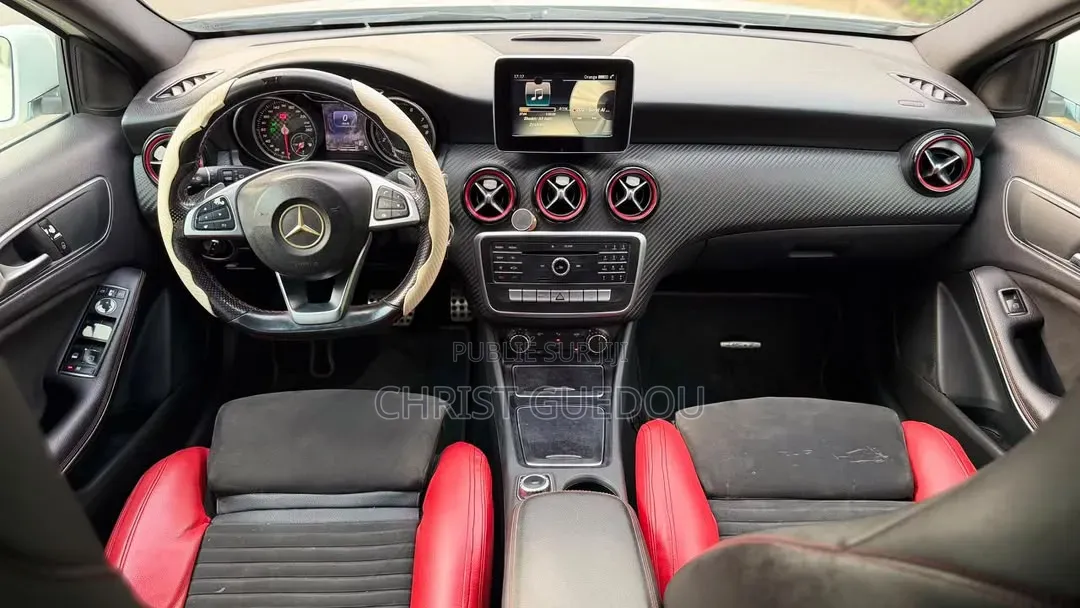 Mercedes-Benz A-Class 2016 Bleu