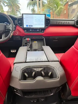 Toyota Tundra 2022 Gris