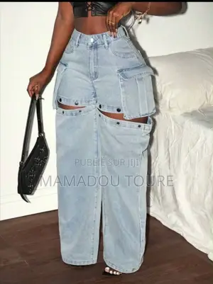 Jolie Jeans Pour Femme