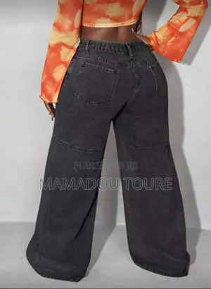 Jolie Jeans Pour Femme