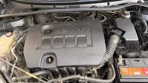 Toyota Corolla 2015 Gris