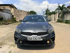 Kia Forte 2020 Gris