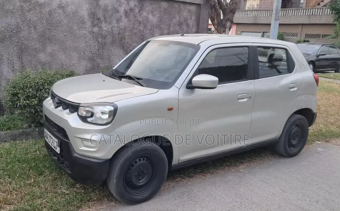 Suzuki S-Presso 2025 Gris