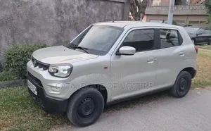 Suzuki S-Presso 2025 Gris