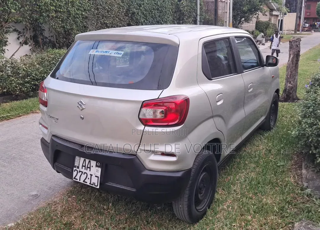 Suzuki S-Presso 2025 Gris