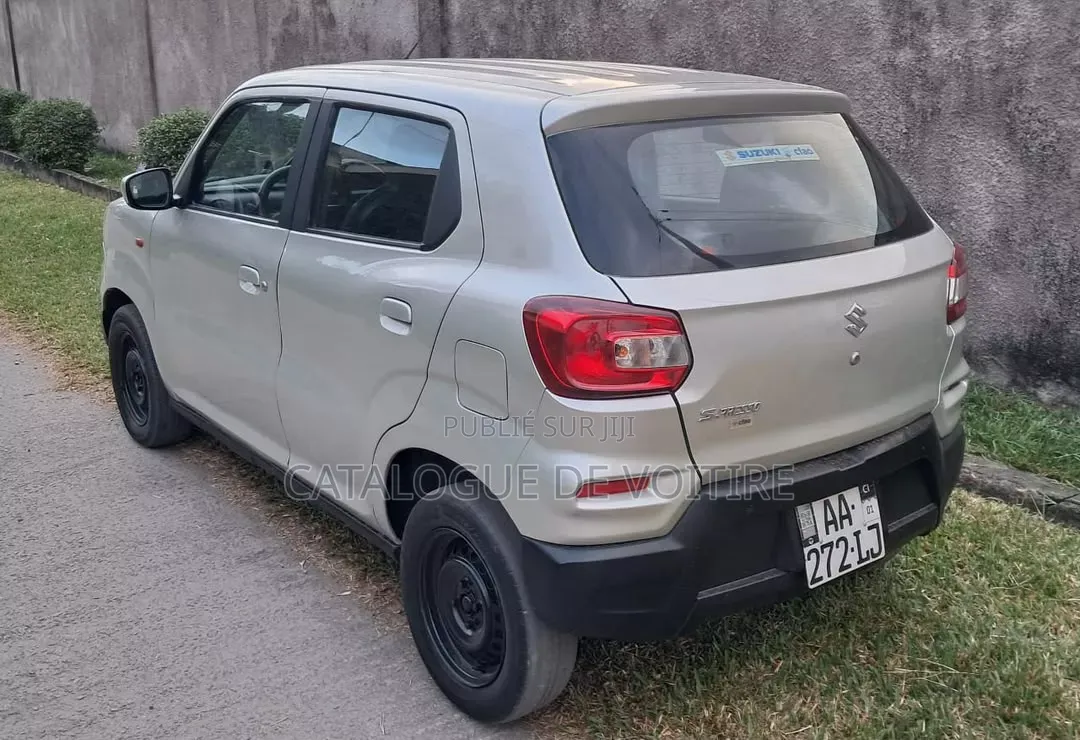 Suzuki S-Presso 2025 Gris