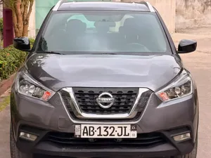 Nissan Kicks 2020 Gris
