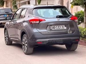 Nissan Kicks 2020 Gris