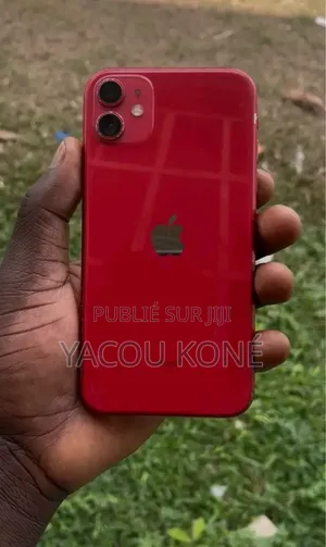 Nouveau Apple iPhone 11 128 GB Rouge