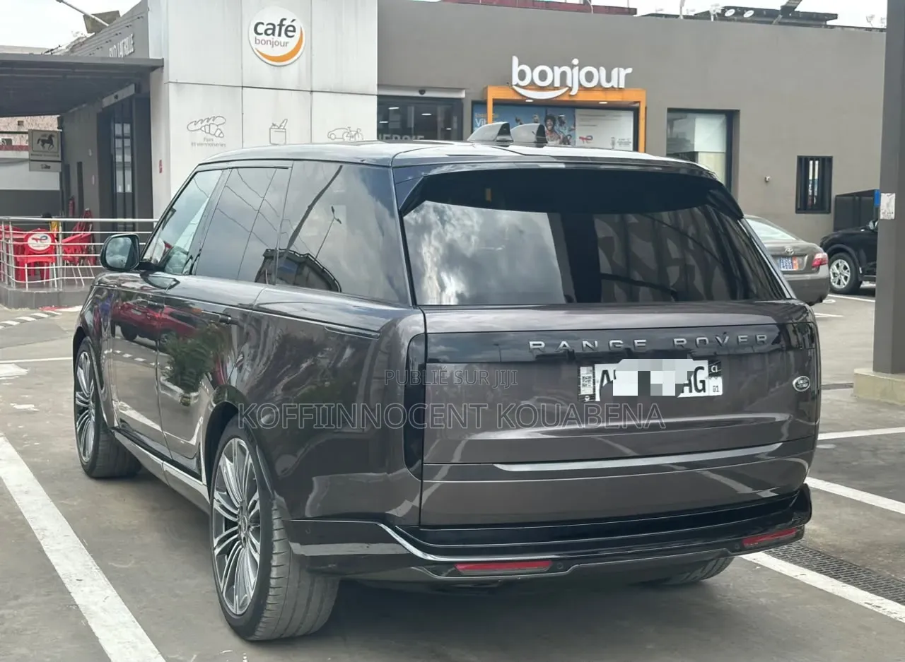 Land Rover Range Rover Vogue 2022 Blanc cassé