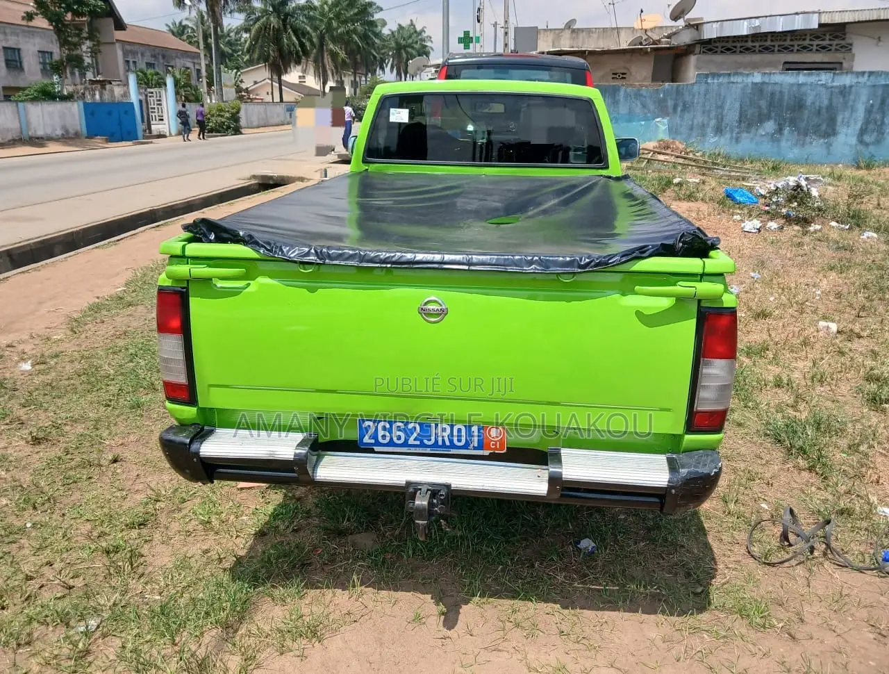 Nissan Hardbody 2019 Vert