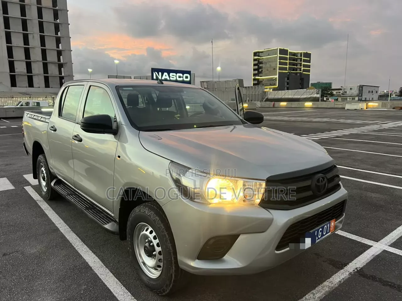 Toyota Hilux 2022 Gris