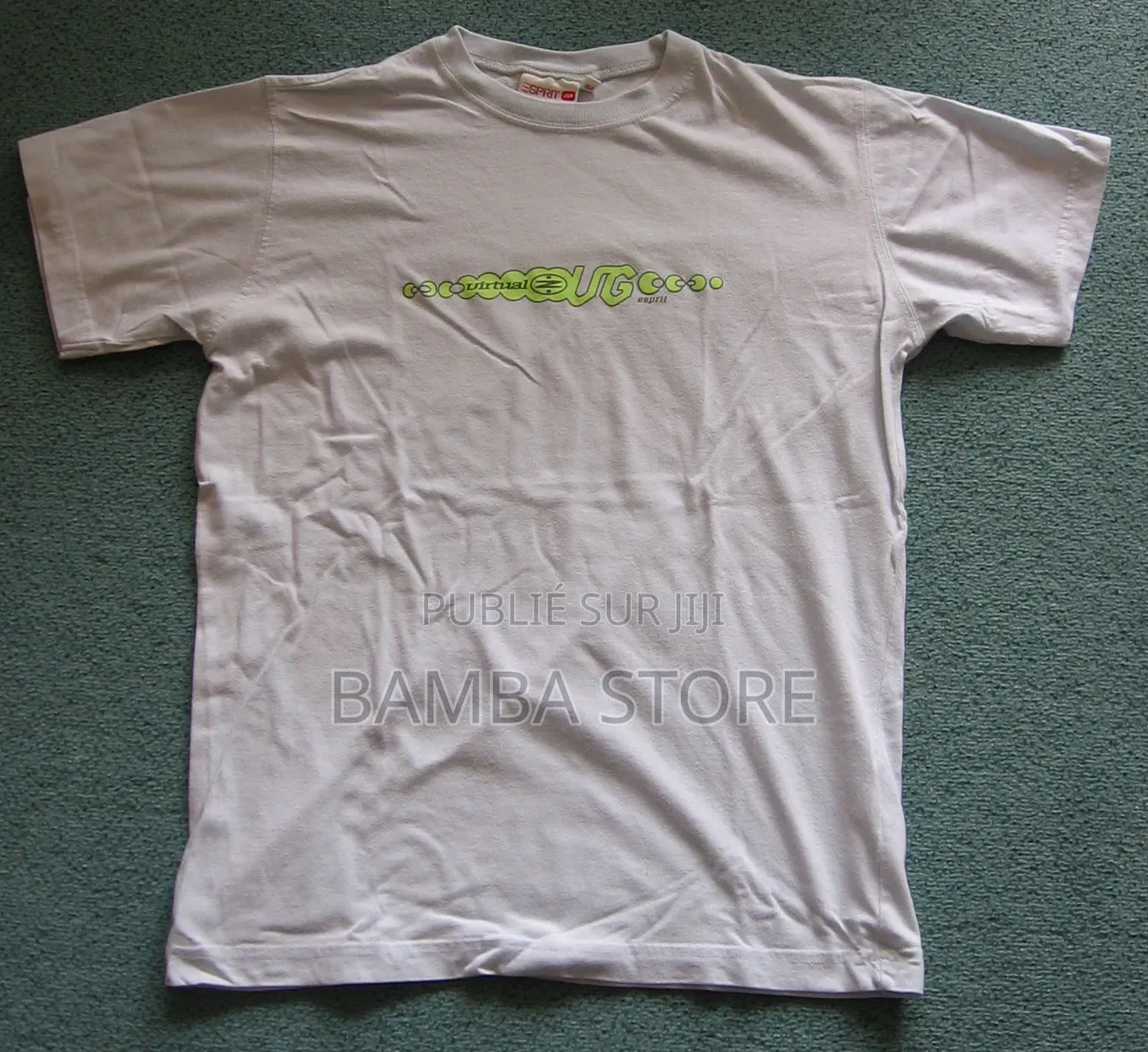 Disponible Passez Votre Commande