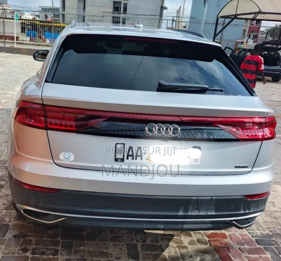 Audi A5 2023 Gris