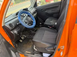 Suzuki S-Presso 2025 Orange
