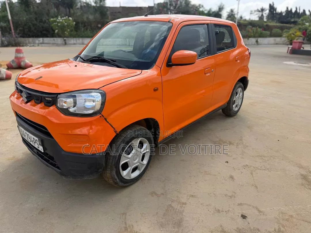 Suzuki S-Presso 2025 Orange