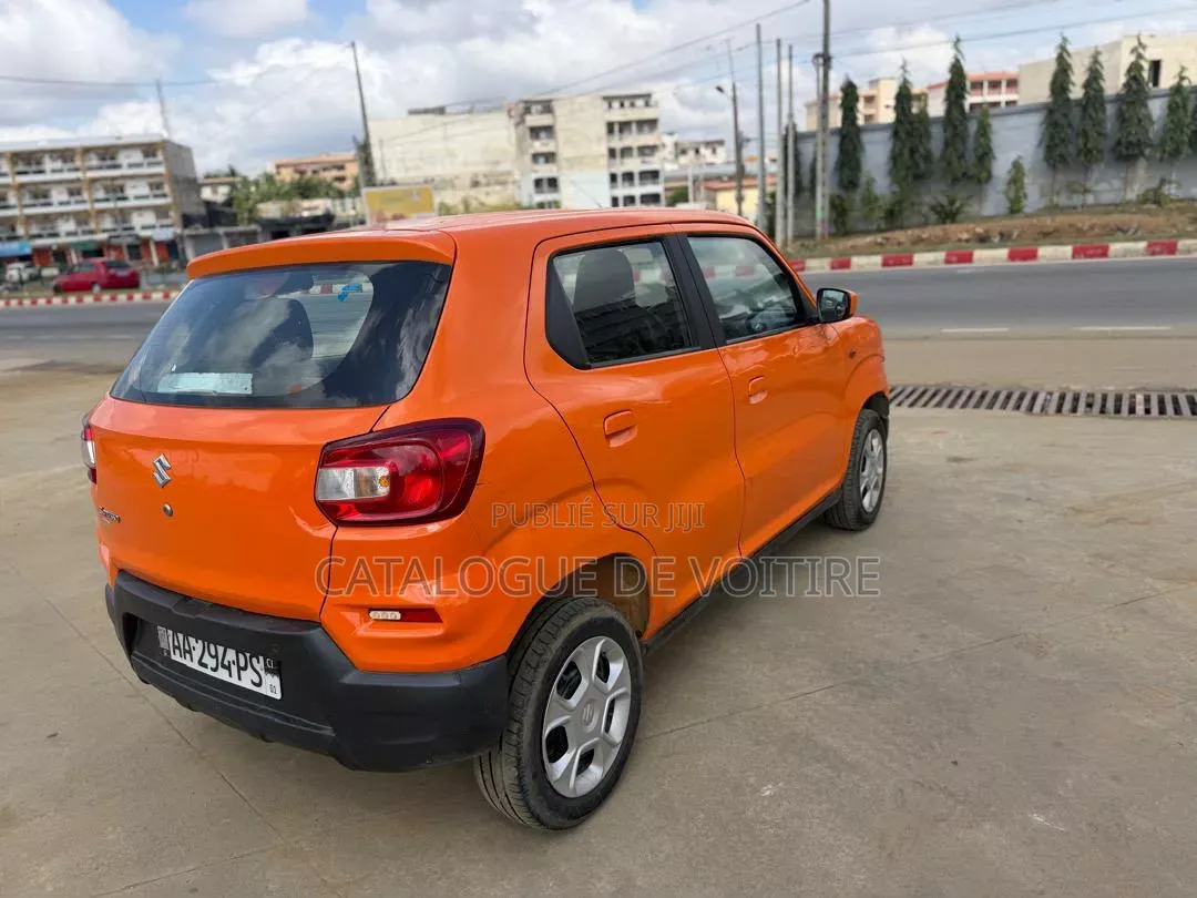 Suzuki S-Presso 2025 Orange