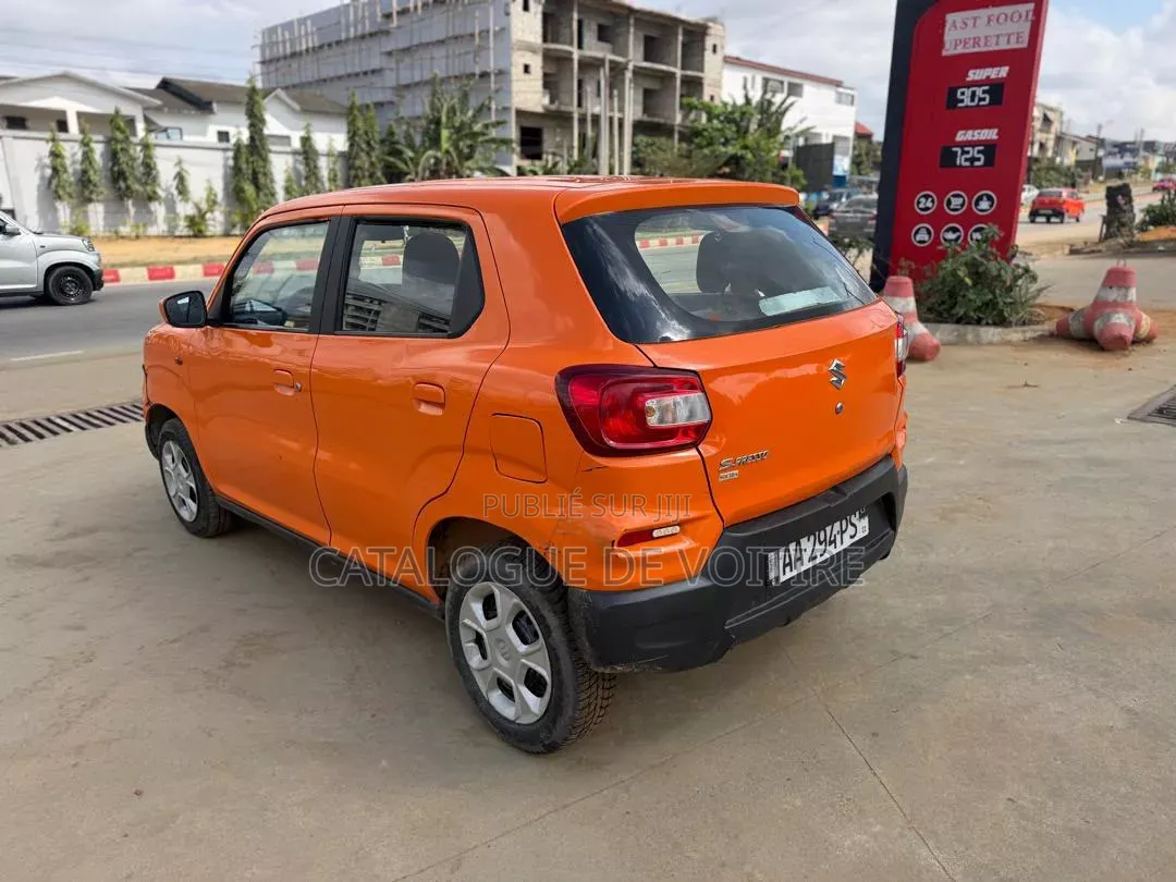 Suzuki S-Presso 2025 Orange