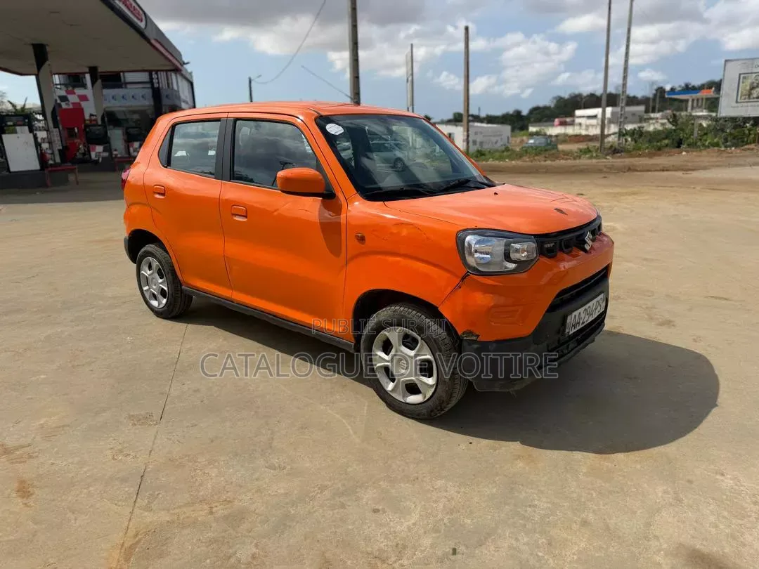 Suzuki S-Presso 2025 Orange