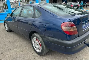 Toyota Avensis 2000 Bleu
