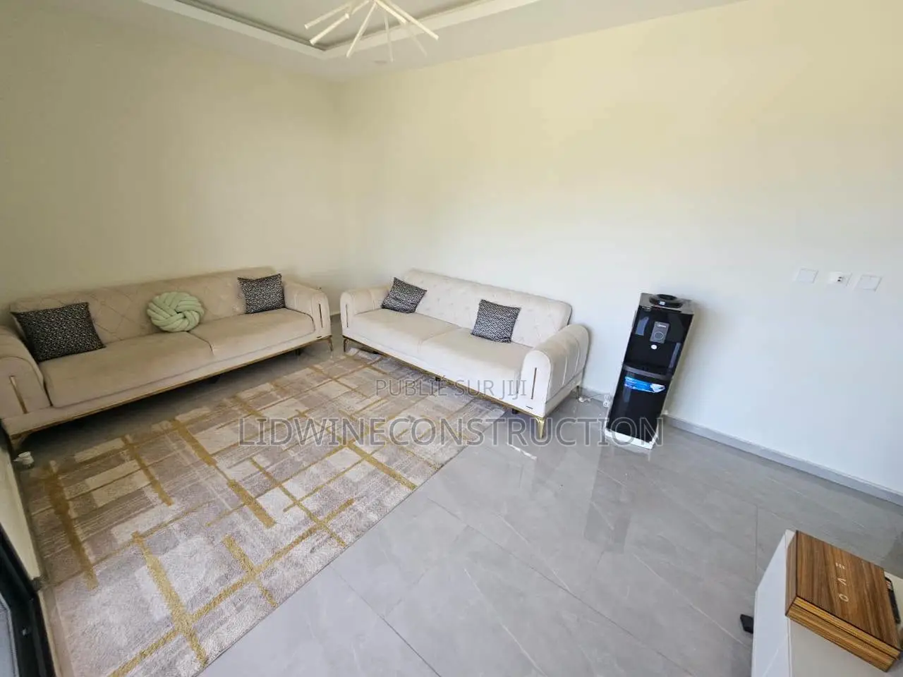 5chbre Duplex dans Cocody à Louer