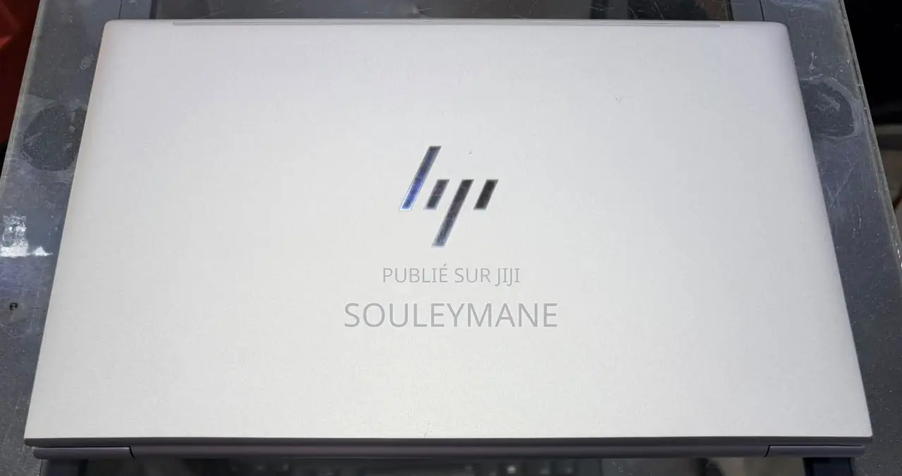Nouveau HP EliteBook 845 G11 16GB AMD Ryzen 7 SSD 512GB