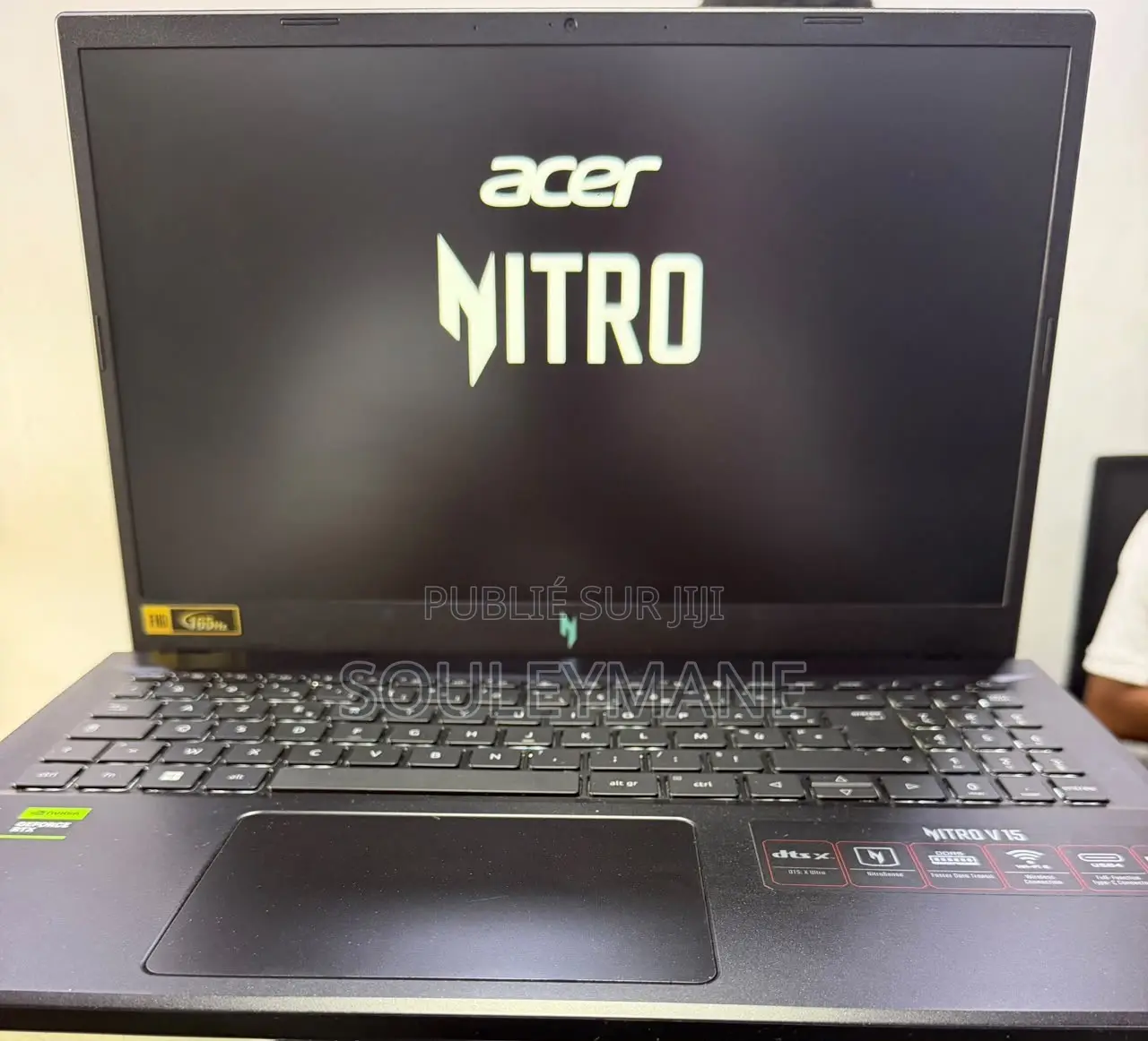 Ordinateur portable Acer Nitro 5 16GB AMD Ryzen 5 SSD 512GB