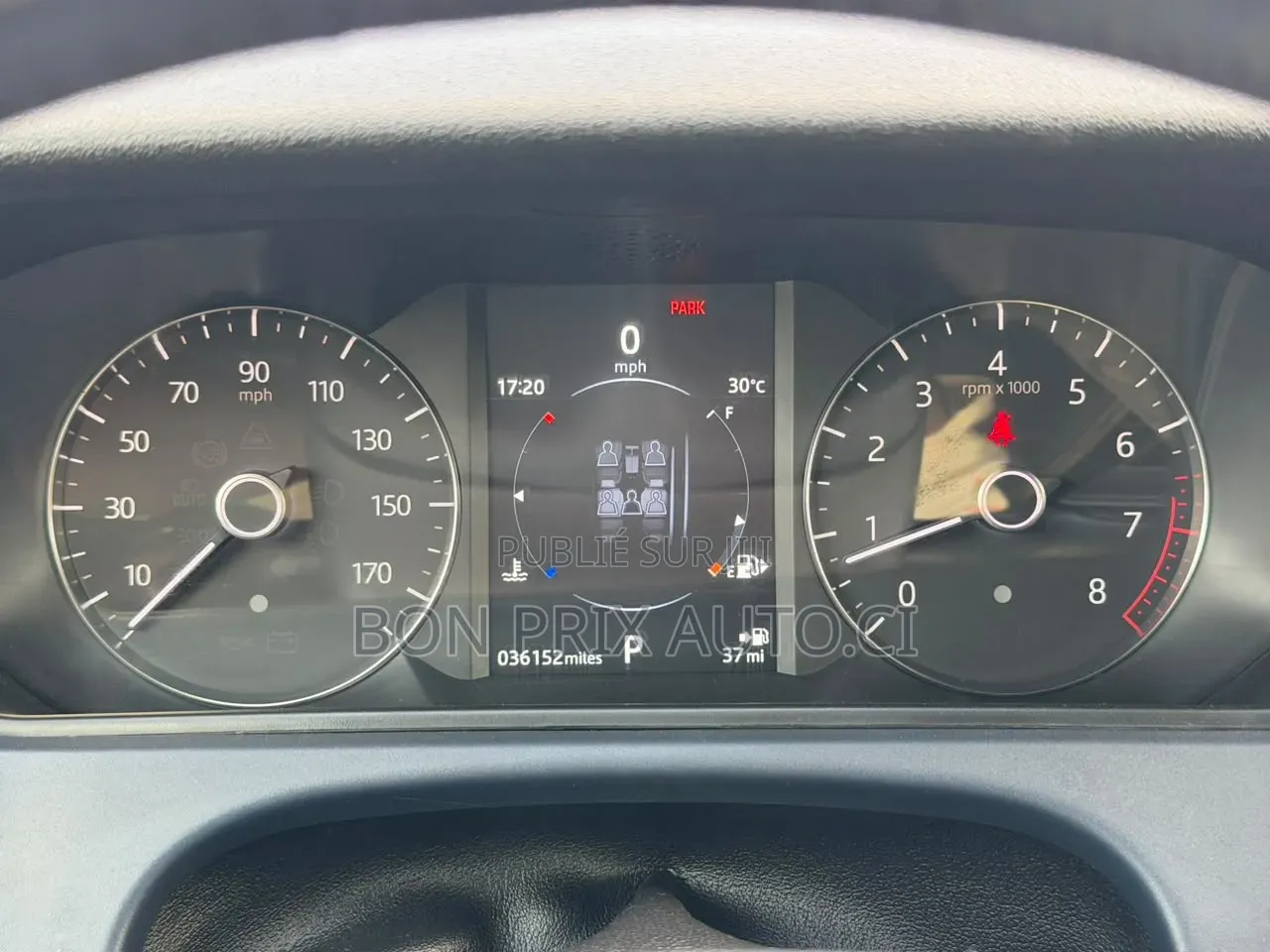 Rover 220 2020 Argenté