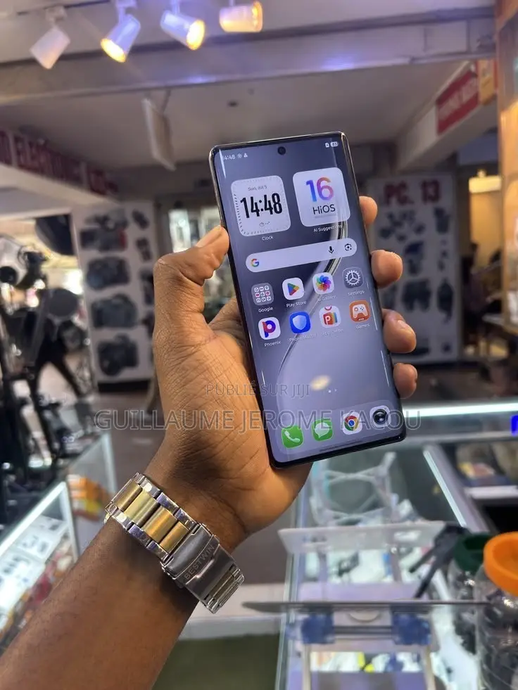 Nouveau Tecno Camon 40 Pro 5G 256 GB Noir