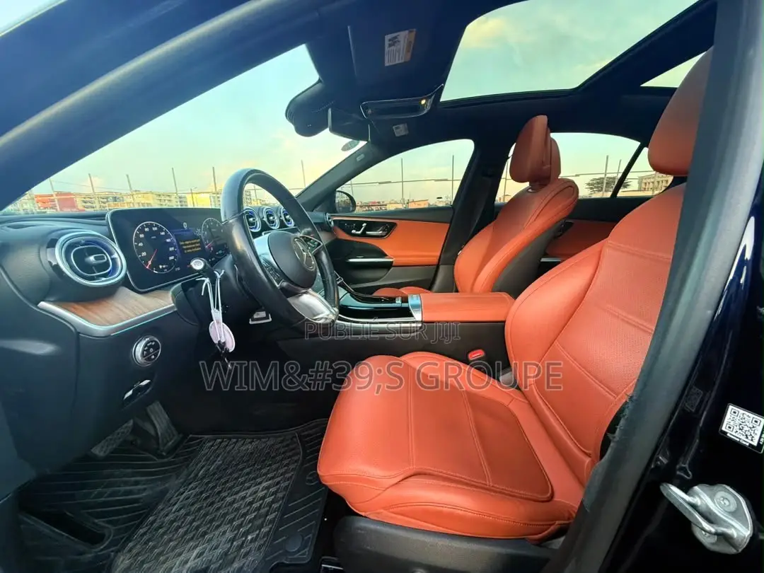 Nouveau Mercedes-Benz C300 2024 Noir