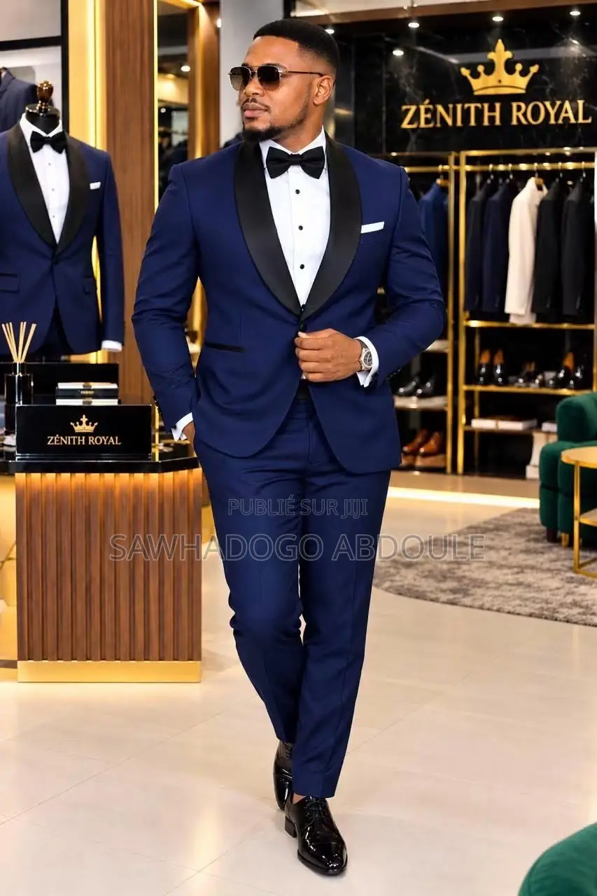 Spécialiste Des Costumes Pour Homme Classe, Élégance Et Qualité