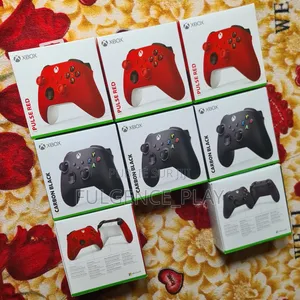 Manette Xbox Series X
Compatible Avec
​Téléphone
​Ordinateur Portable