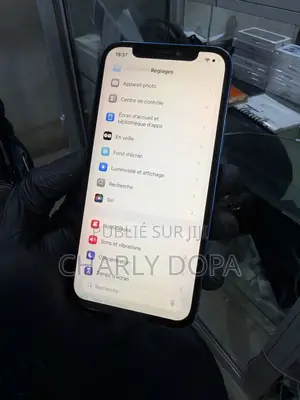 Apple iPhone 12 64 GB Bleu