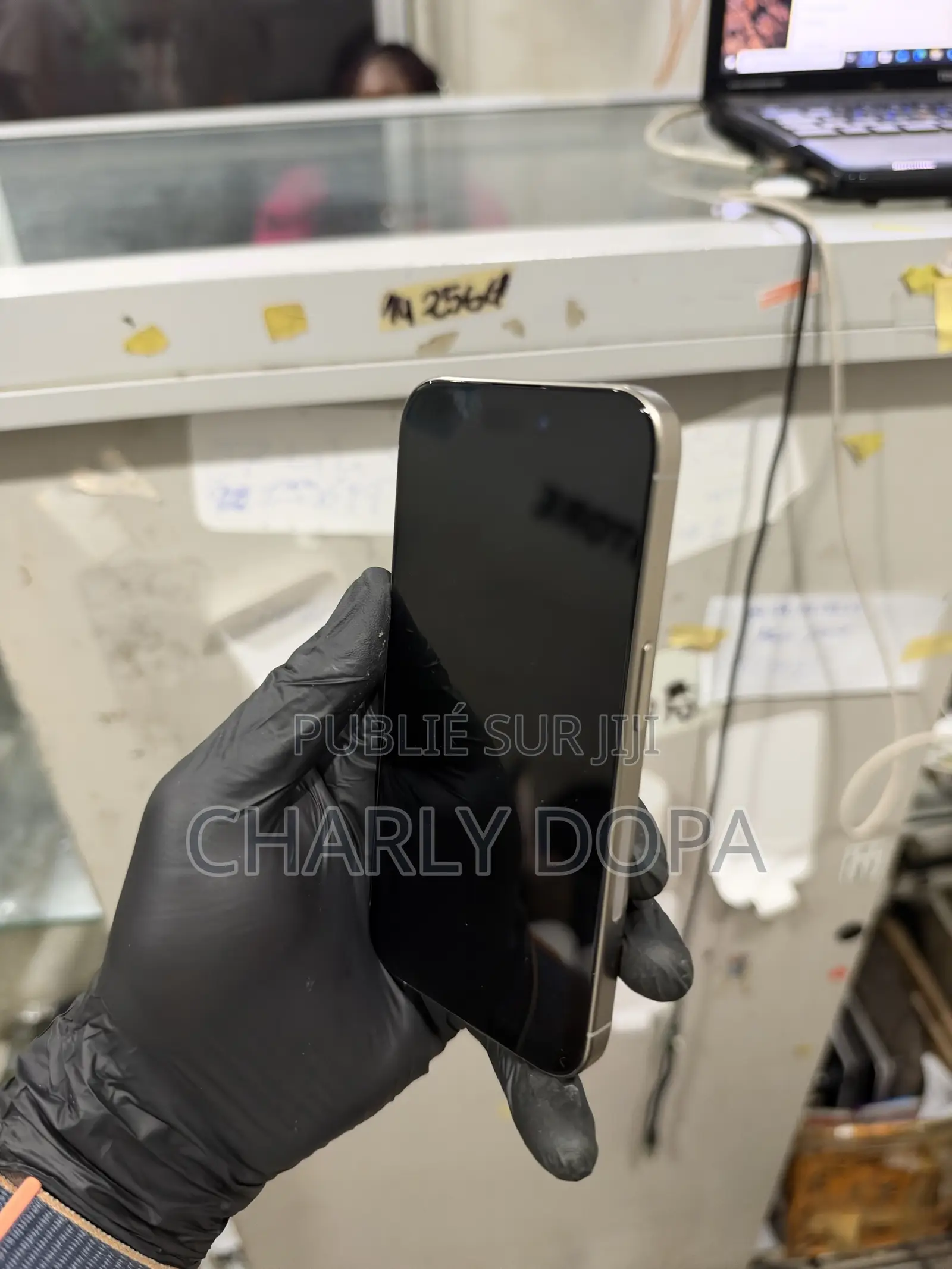 Apple iPhone 15 Pro 128 GB Argenté