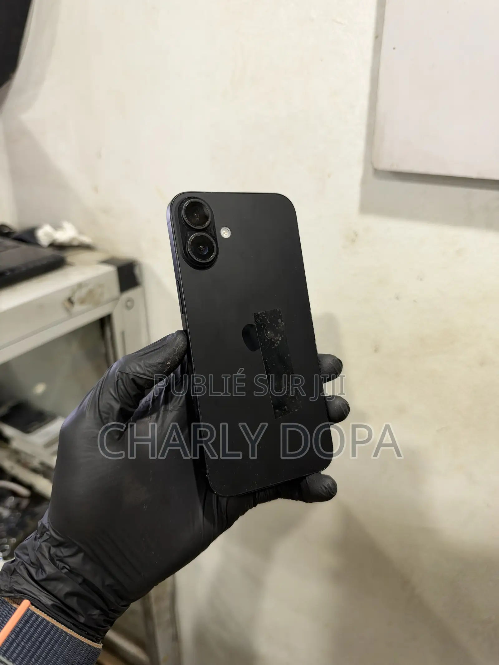 Apple iPhone 16 Plus 128 GB Noir