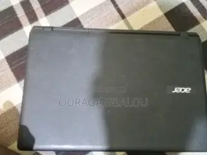 Ordinateur portable Acer Aspire ES1-520 8GB AMD A4 HDD 256GB
