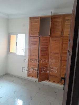 3chbre Maison dans Bosko, Yopougon à Louer
