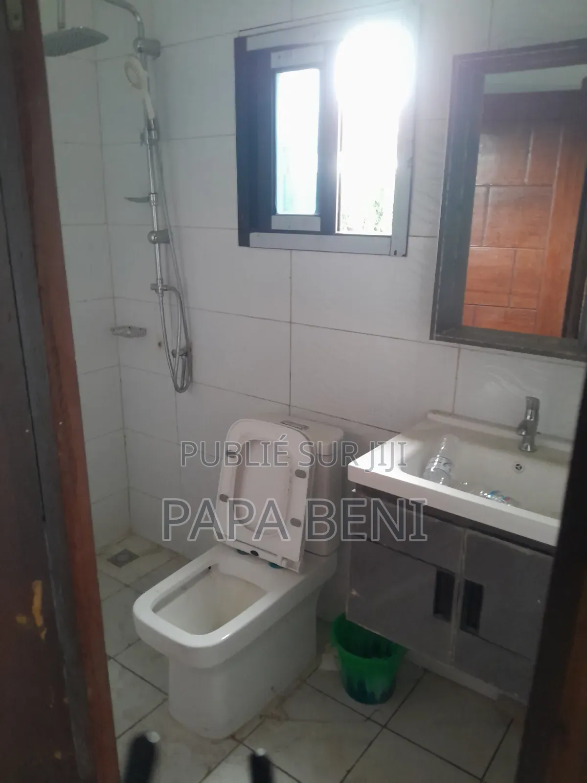 3chbre Maison dans Bosko, Yopougon à Louer