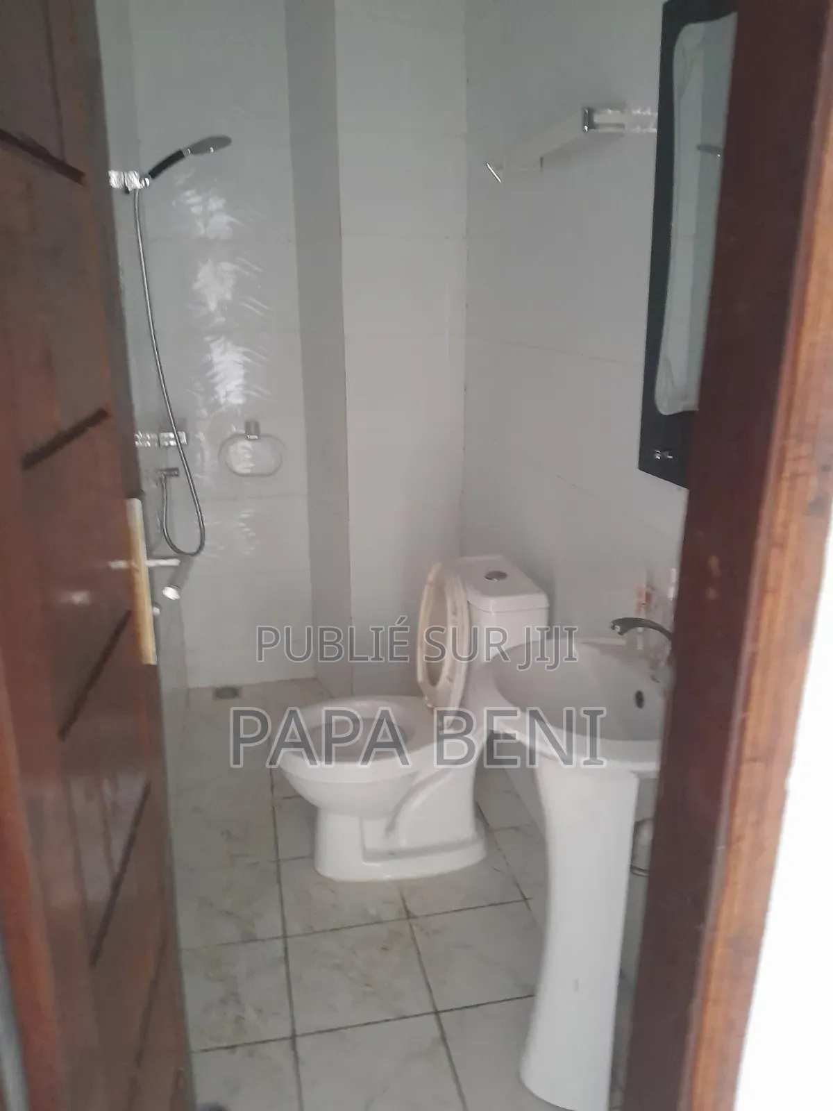 3chbre Maison dans Bosko, Yopougon à Louer