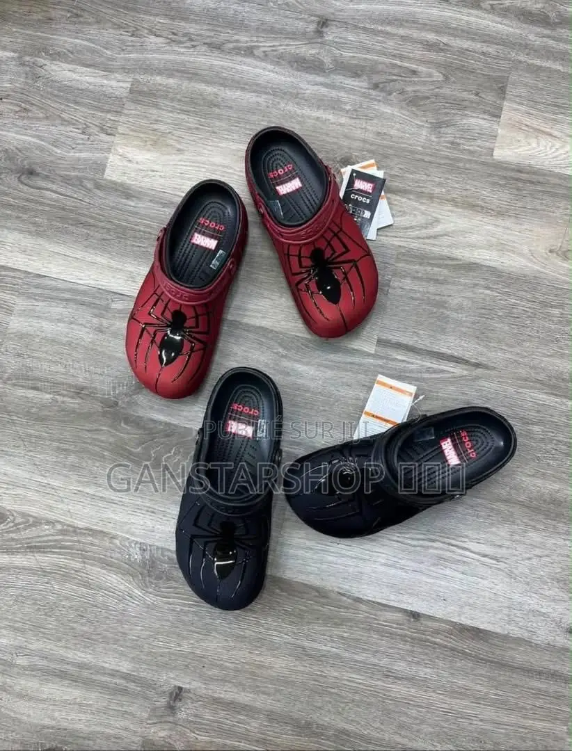 Crocs Marvel