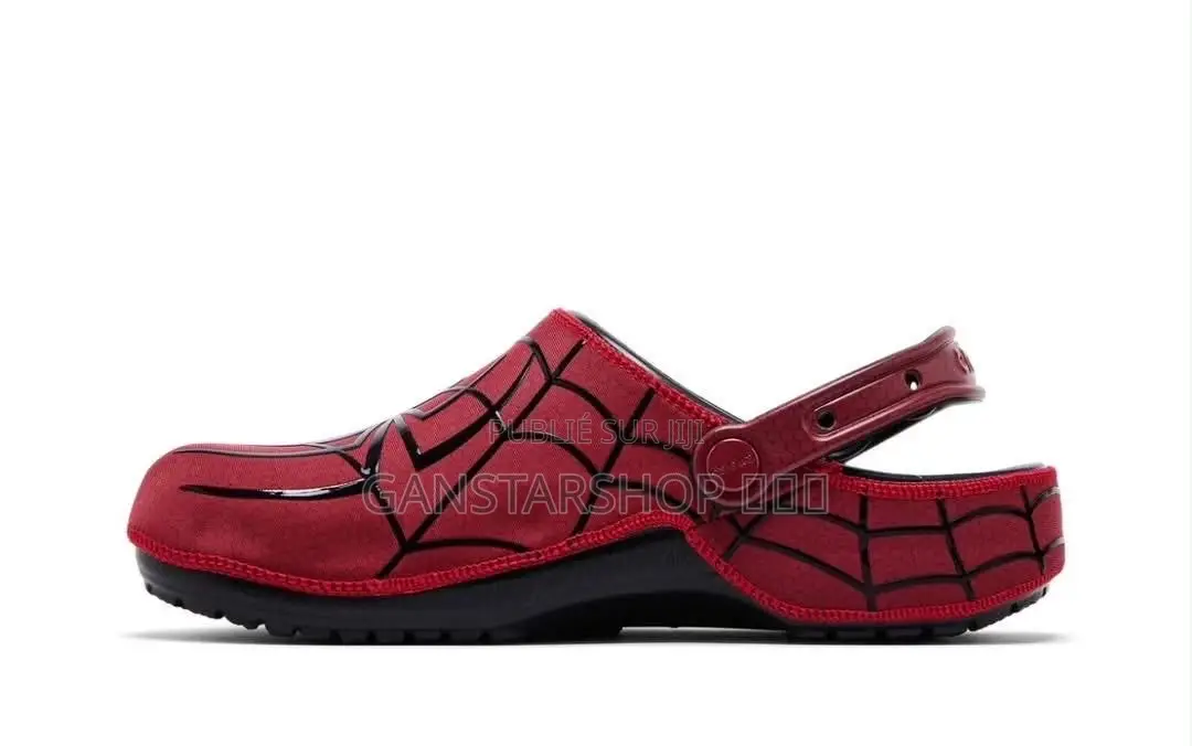 Crocs Marvel