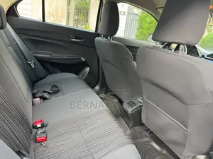 Suzuki Dzire 2025 Gris